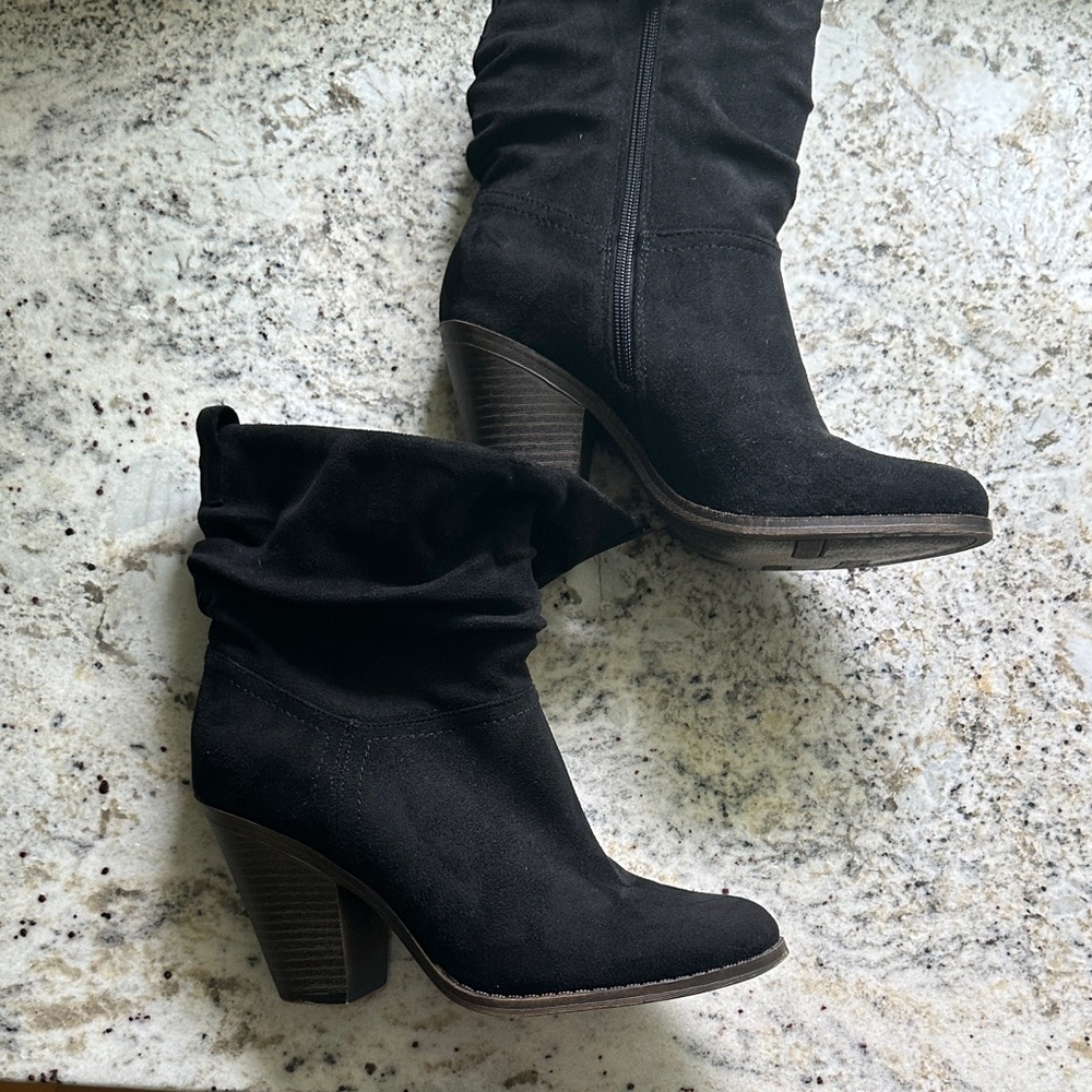 Fergalicious Black Faux Suede Ankle Boots with Block Heel Size 8